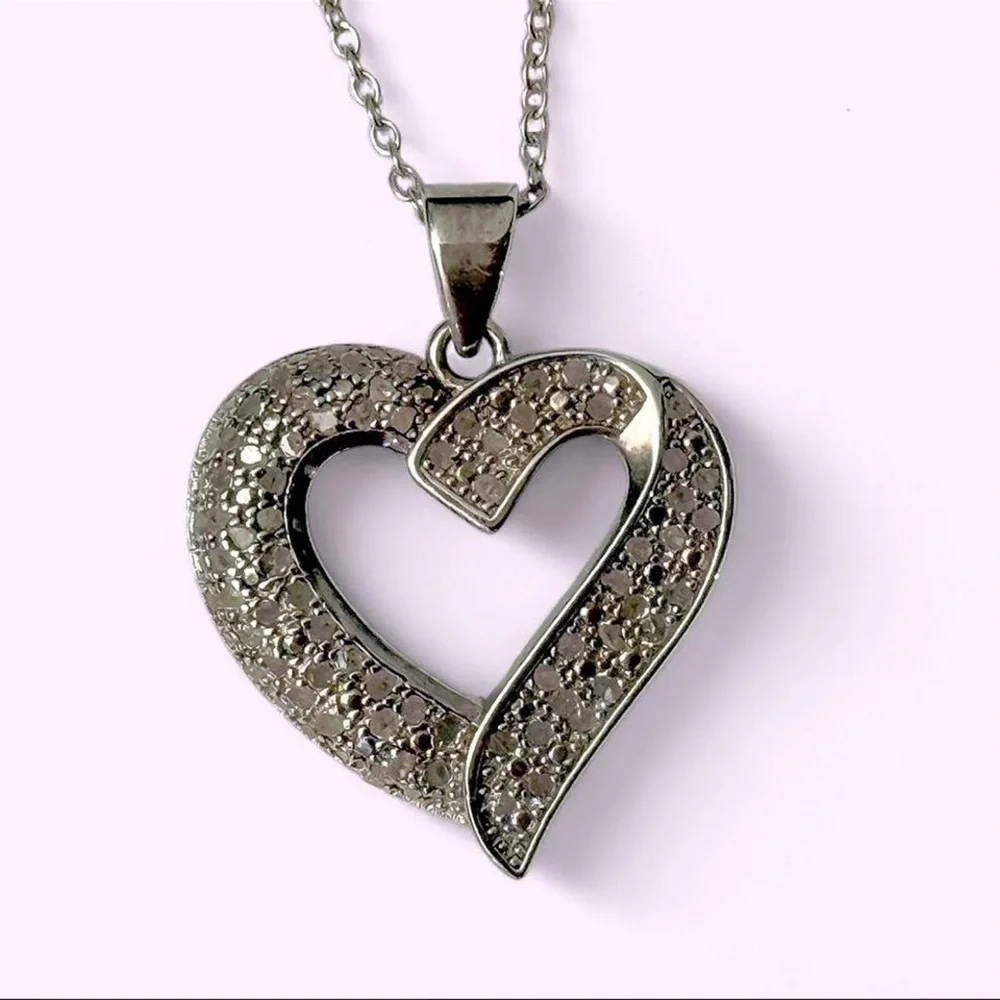Natural Diamond Victoria Townsend 1/2 CTTW Genuine Rose Cut Heart Necklace .925 - Picture 4 of 6
